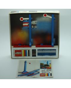 1968 Lego 156 Signals with Automatic Stop & Go + Box 02