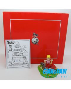 Pixi Asterix 4195 - Bonnemine triomphante sur Prolix et Faipalgugus